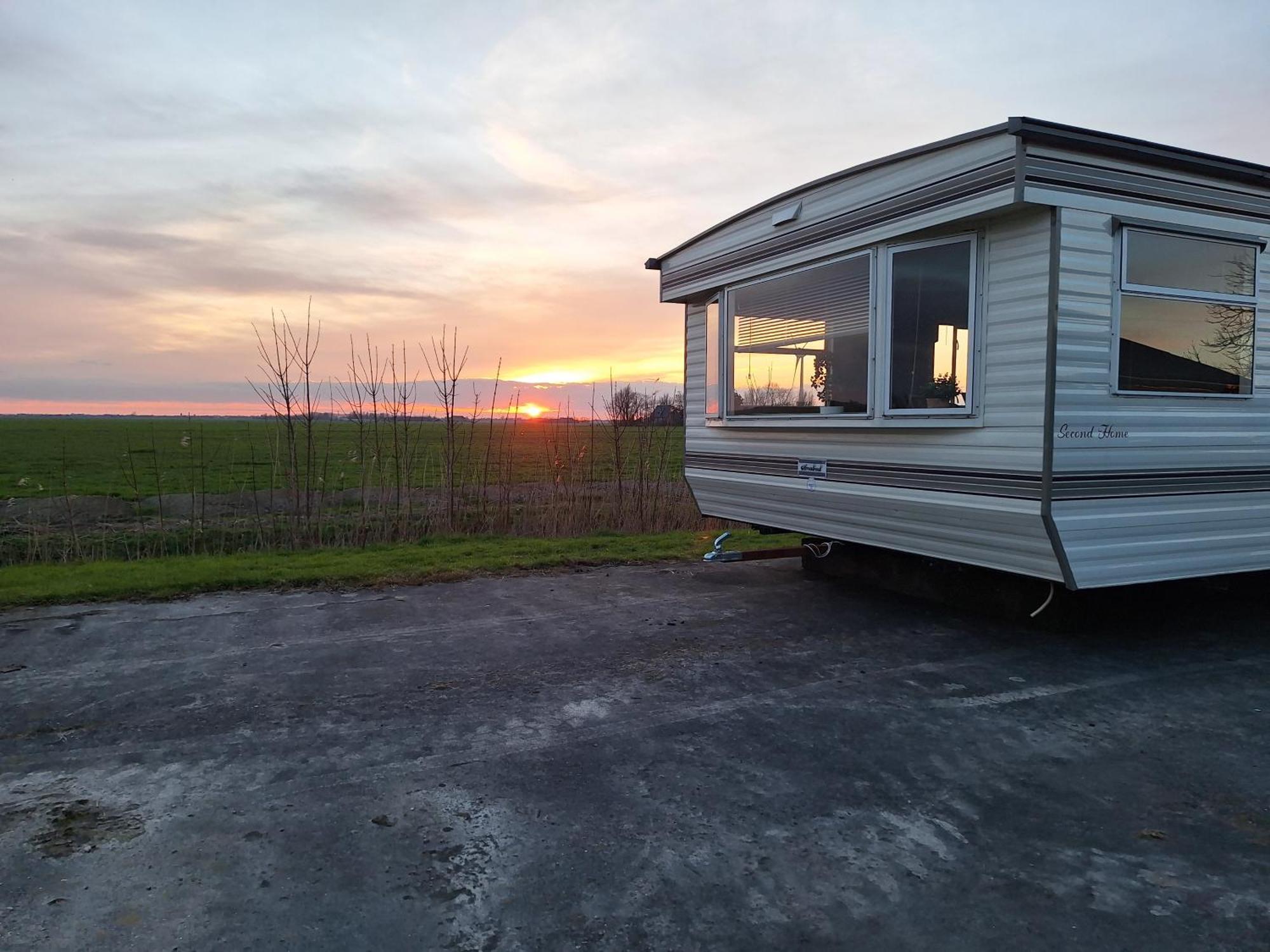 Stacaravan Elly, Minicamping De Grutte Earen Burum Exteriér fotografie