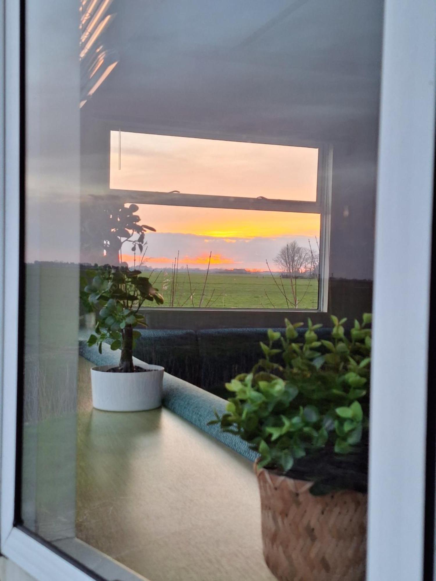 Stacaravan Elly, Minicamping De Grutte Earen Burum Exteriér fotografie